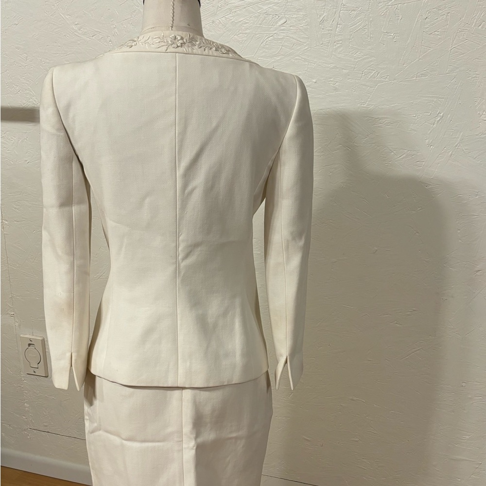 White Vintage Suit Set - Picture 2 of 10